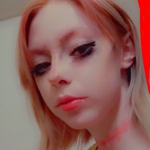 Meet your Posher, Laila